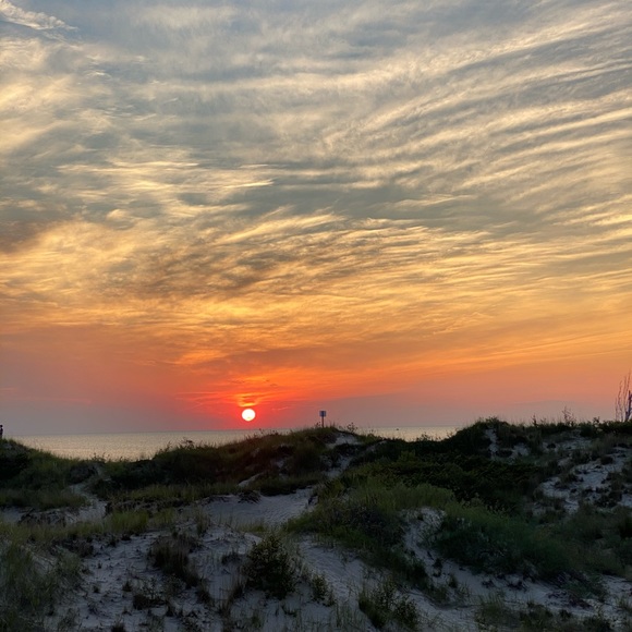 Meet your Posher, Sarah - Picture 1 of 1